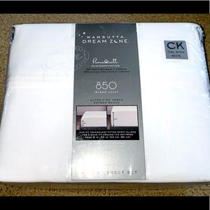 Bed sheets set